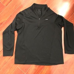 Patagonia quarter zip XL